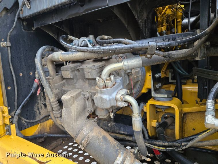 image for item EL2024 2014 John Deere 210G LC excavator