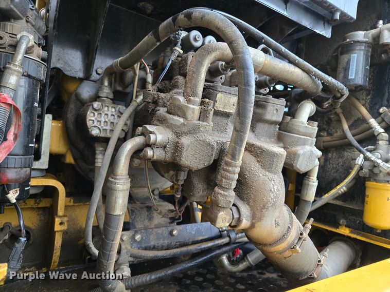 image for item EL2024 2014 John Deere 210G LC excavator