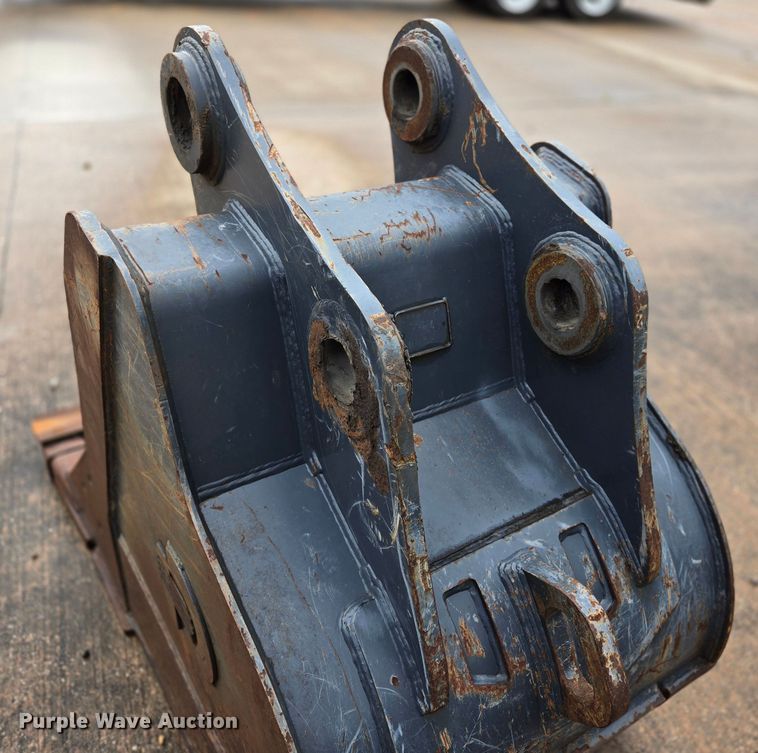 image for item EL2024 2014 John Deere 210G LC excavator