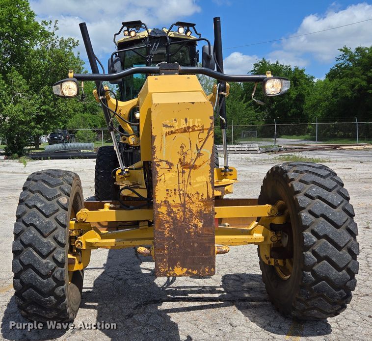 image for item EL2025 2012 Caterpillar  140M2 motor grader