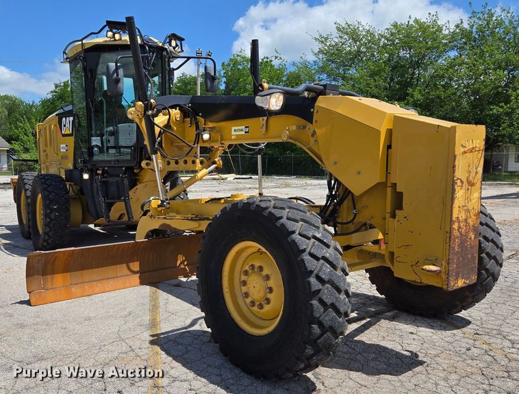 image for item EL2025 2012 Caterpillar  140M2 motor grader