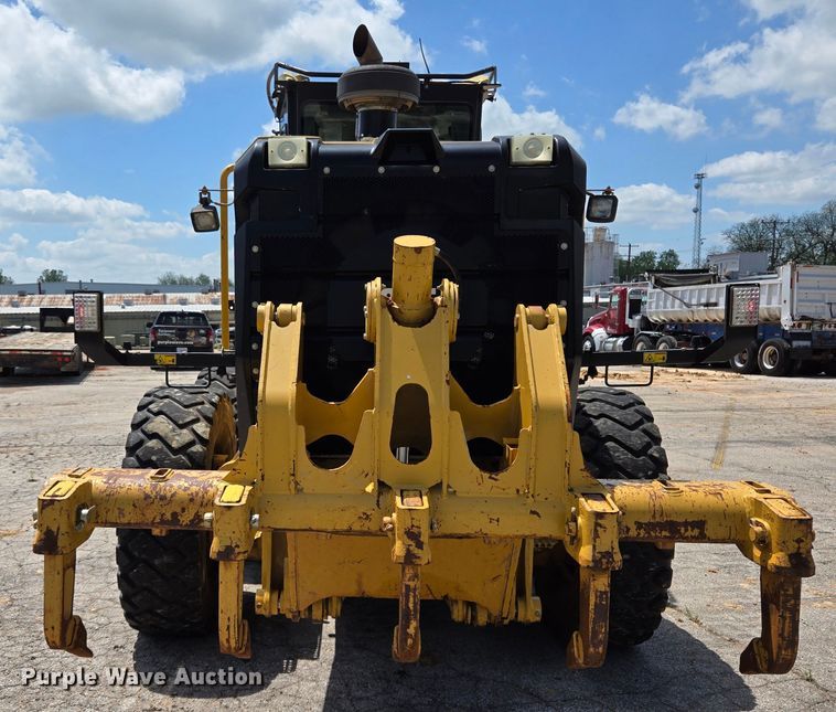 image for item EL2025 2012 Caterpillar  140M2 motor grader