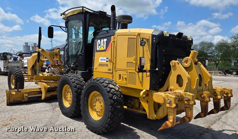 image for item EL2025 2012 Caterpillar  140M2 motor grader
