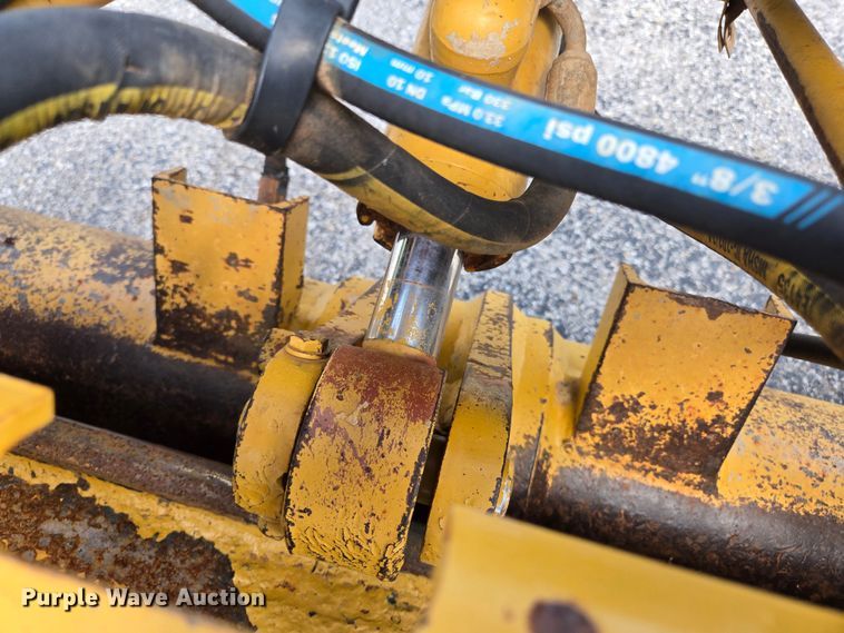 image for item EL2025 2012 Caterpillar  140M2 motor grader