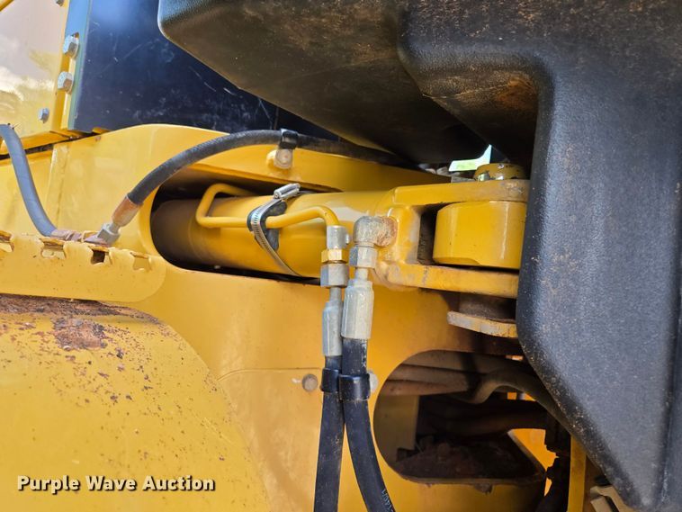 image for item EL2025 2012 Caterpillar  140M2 motor grader