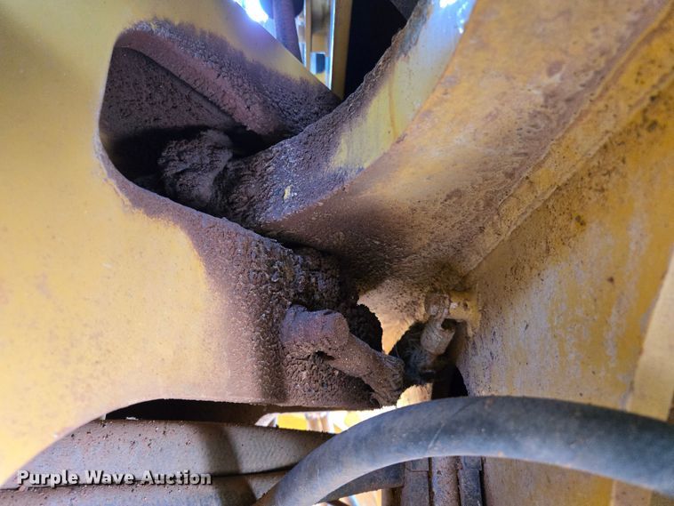 image for item EL2025 2012 Caterpillar  140M2 motor grader