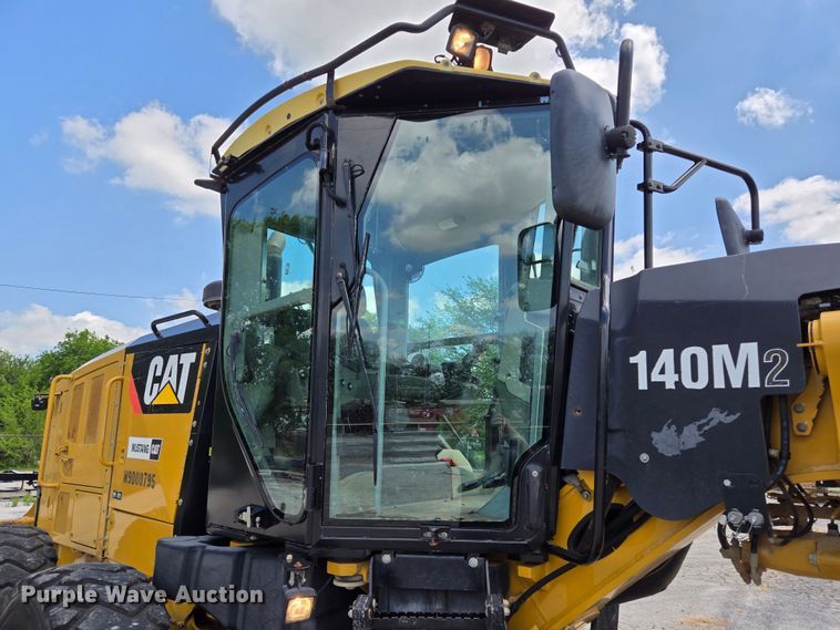 image for item EL2025 2012 Caterpillar  140M2 motor grader
