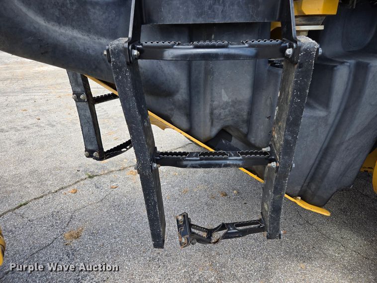 image for item EL2025 2012 Caterpillar  140M2 motor grader