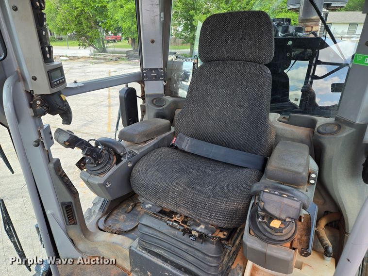 image for item EL2025 2012 Caterpillar  140M2 motor grader