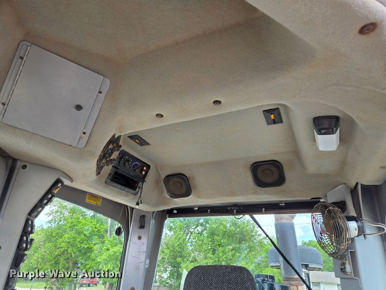 image for item EL2025 2012 Caterpillar  140M2 motor grader