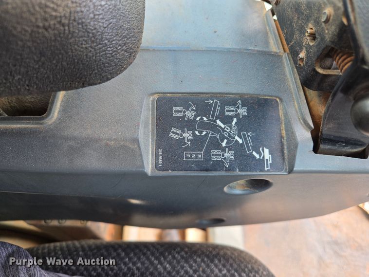 image for item EL2025 2012 Caterpillar  140M2 motor grader