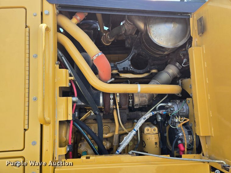 image for item EL2025 2012 Caterpillar  140M2 motor grader