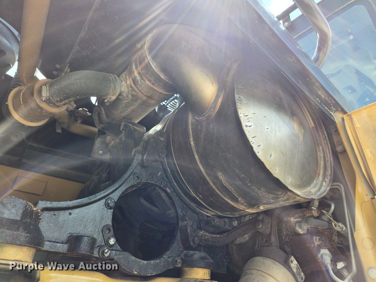 image for item EL2025 2012 Caterpillar  140M2 motor grader