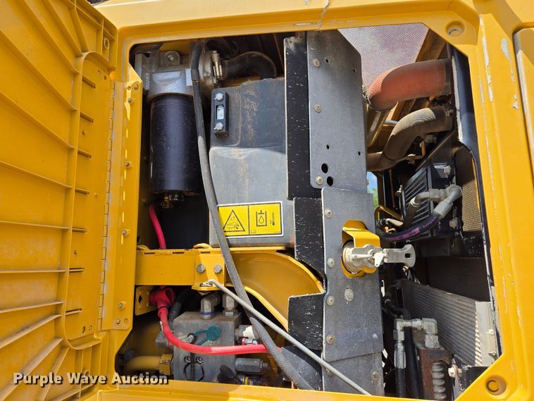 image for item EL2025 2012 Caterpillar  140M2 motor grader