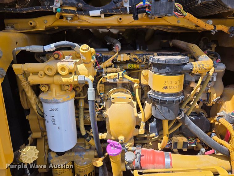 image for item EL2025 2012 Caterpillar  140M2 motor grader