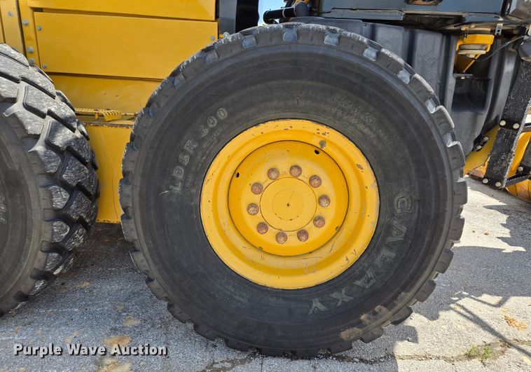 image for item EL2025 2012 Caterpillar  140M2 motor grader