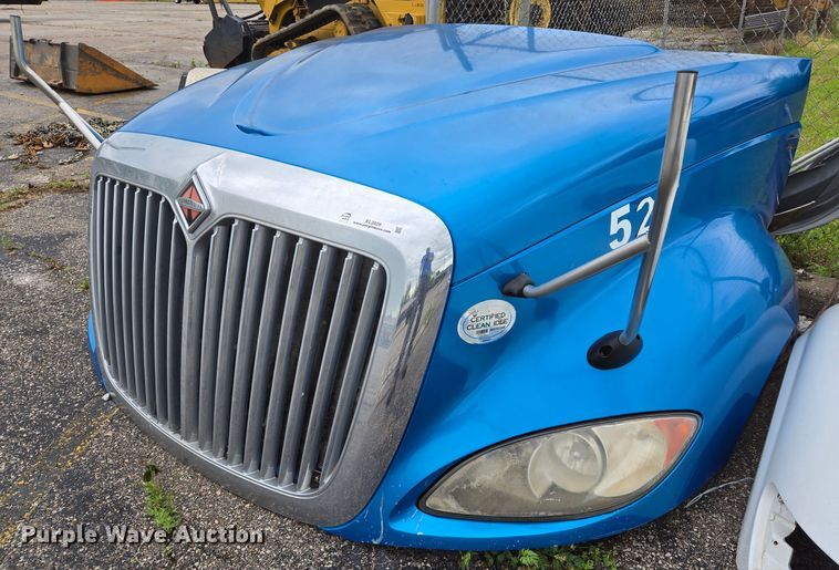 image for item EL2026 International semi truck hood