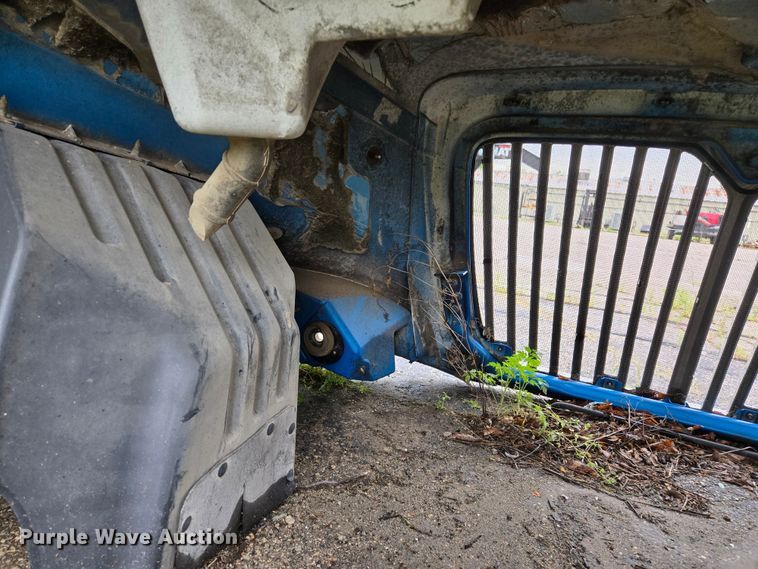 image for item EL2026 International semi truck hood