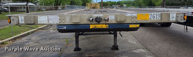 image for item EL2029 2003 Utility flatbed trailer