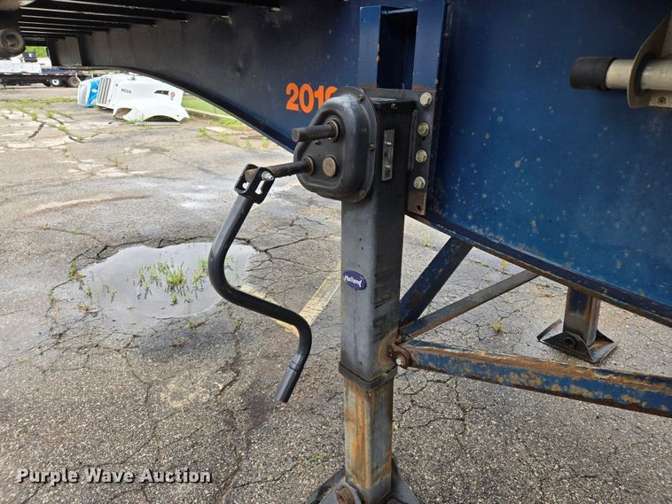 image for item EL2029 2003 Utility flatbed trailer