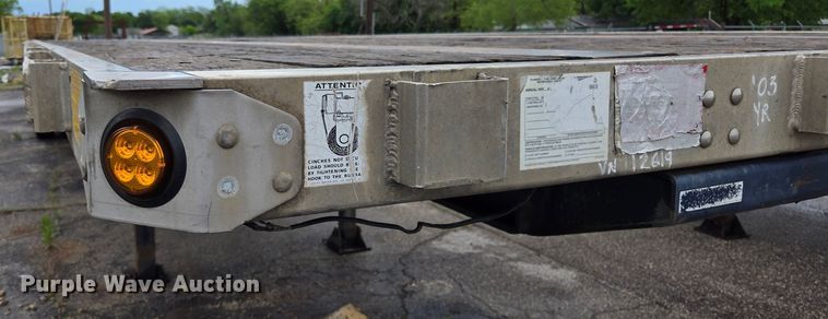 image for item EL2029 2003 Utility flatbed trailer