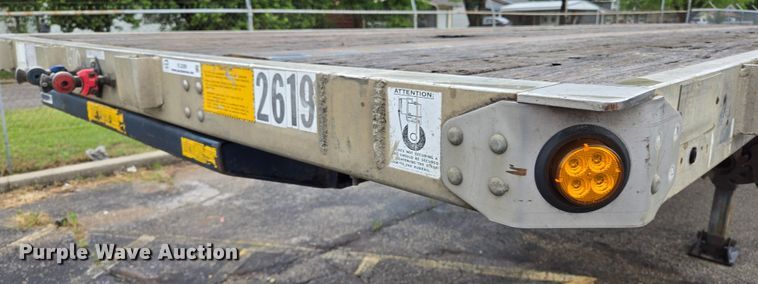image for item EL2029 2003 Utility flatbed trailer