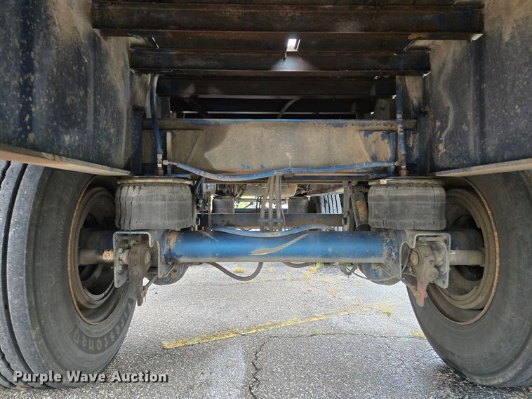 image for item EL2029 2003 Utility flatbed trailer