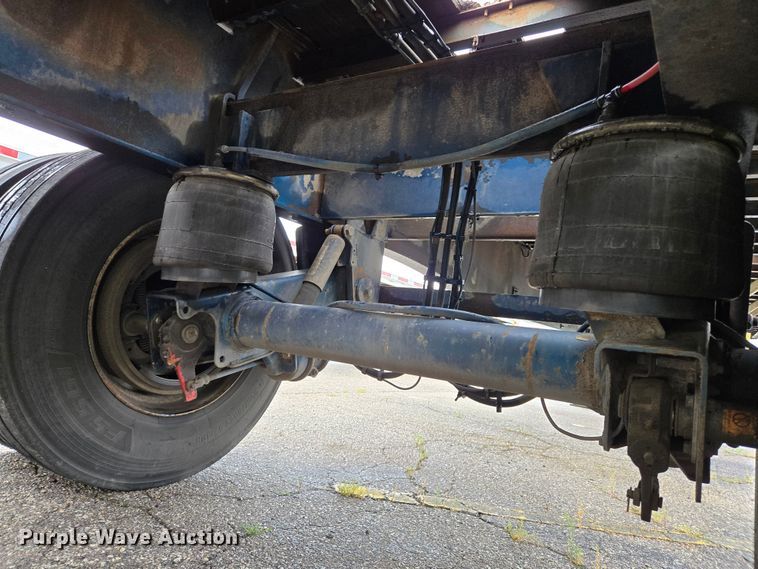 image for item EL2029 2003 Utility flatbed trailer