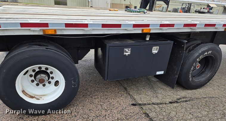 image for item EL2030 1994 Transcraft Eagle W2 flatbed trailer