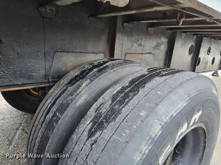 image for item EL2030 1994 Transcraft Eagle W2 flatbed trailer