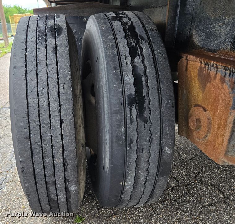 image for item EL2030 1994 Transcraft Eagle W2 flatbed trailer