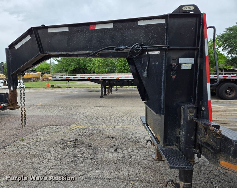 image for item EL2032 2019 Gatormade equipment trailer