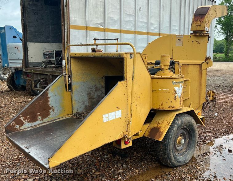 image for item EL2046 1994 Vermeer 1250BC wood chipper