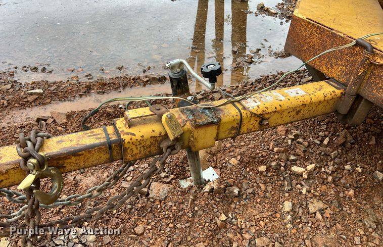 image for item EL2046 1994 Vermeer 1250BC wood chipper