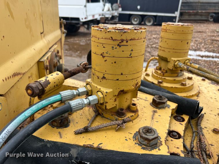 image for item EL2046 1994 Vermeer 1250BC wood chipper