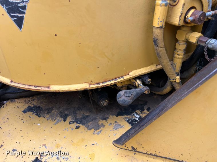 image for item EL2046 1994 Vermeer 1250BC wood chipper