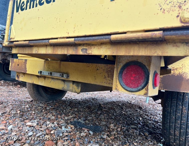 image for item EL2046 1994 Vermeer 1250BC wood chipper