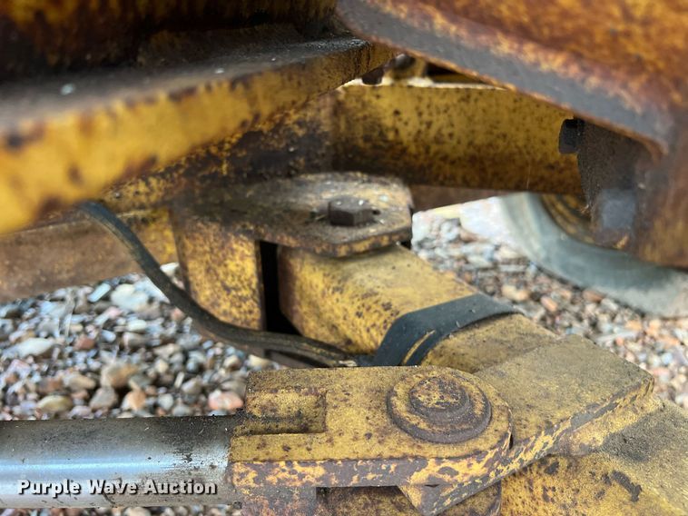 image for item EL2046 1994 Vermeer 1250BC wood chipper