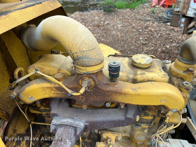 image for item EL2046 1994 Vermeer 1250BC wood chipper