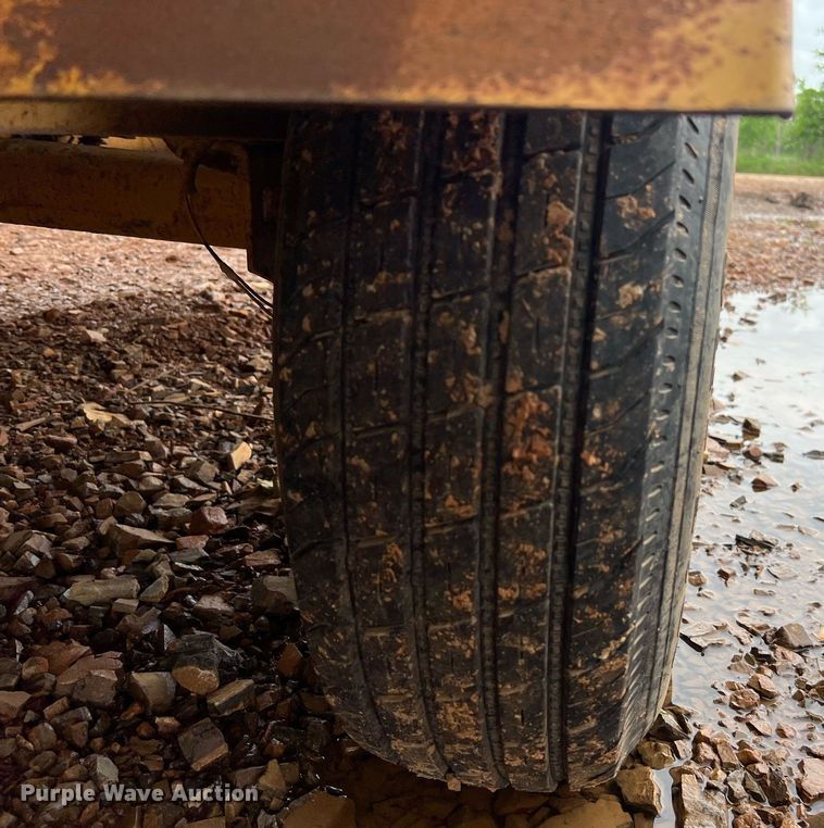 image for item EL2046 1994 Vermeer 1250BC wood chipper