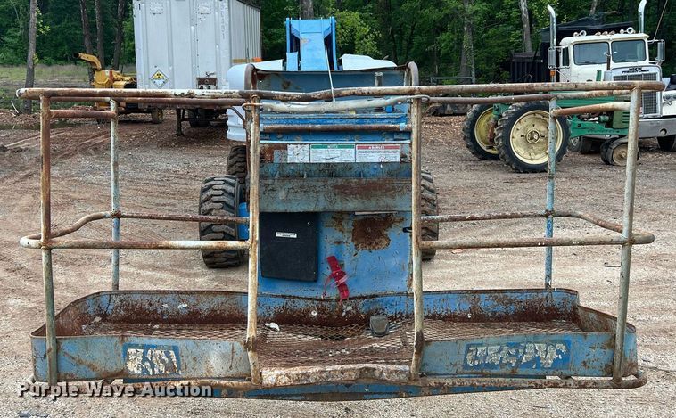 image for item EL2048 1999 Genie S60 boom lift