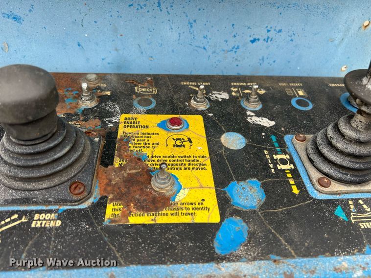 image for item EL2048 1999 Genie S60 boom lift