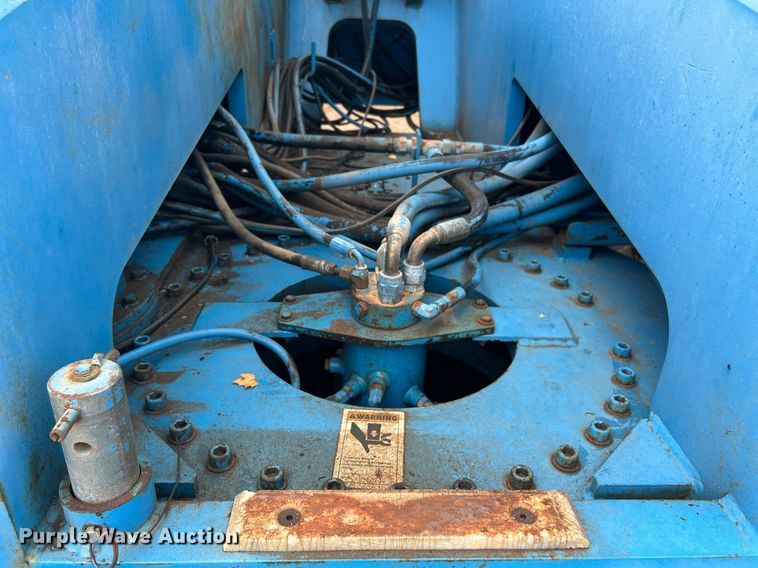 image for item EL2048 1999 Genie S60 boom lift