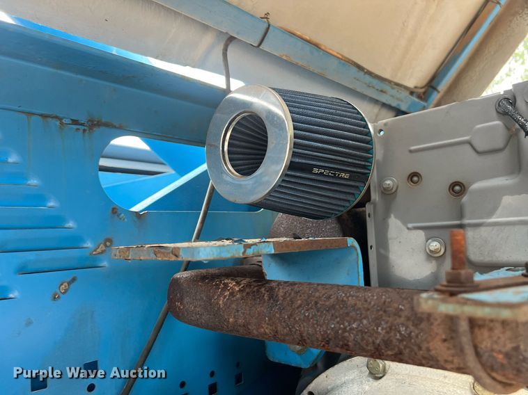 image for item EL2048 1999 Genie S60 boom lift