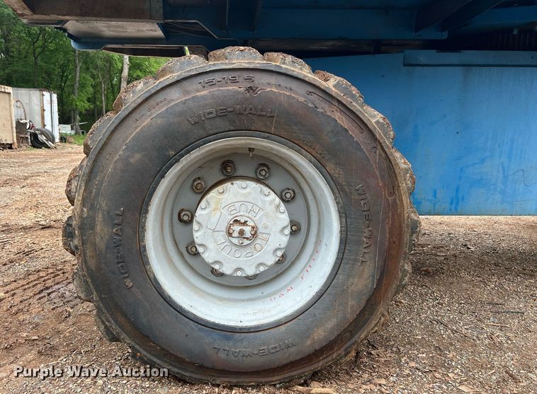 image for item EL2048 1999 Genie S60 boom lift