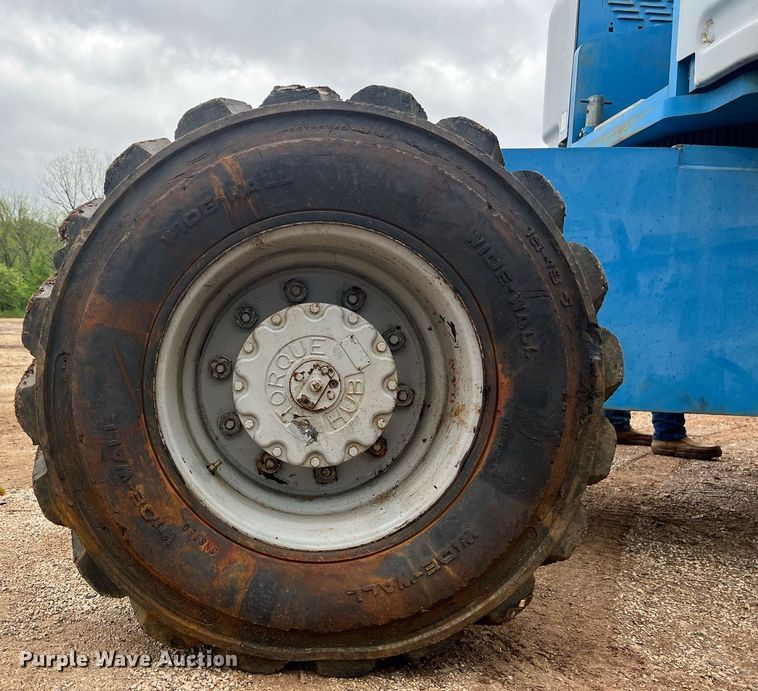 image for item EL2048 1999 Genie S60 boom lift