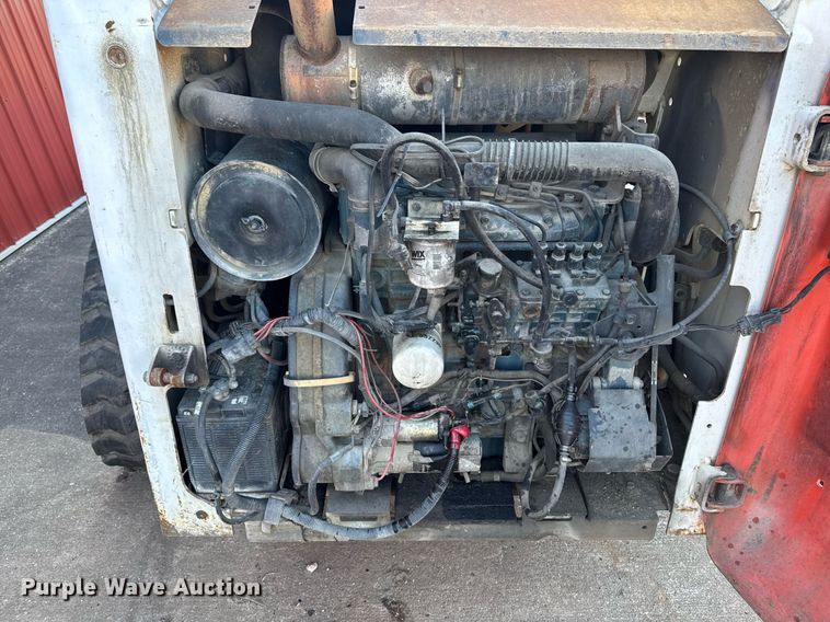 image for item EM3567 2003 Bobcat T300 tracked skid steer loader