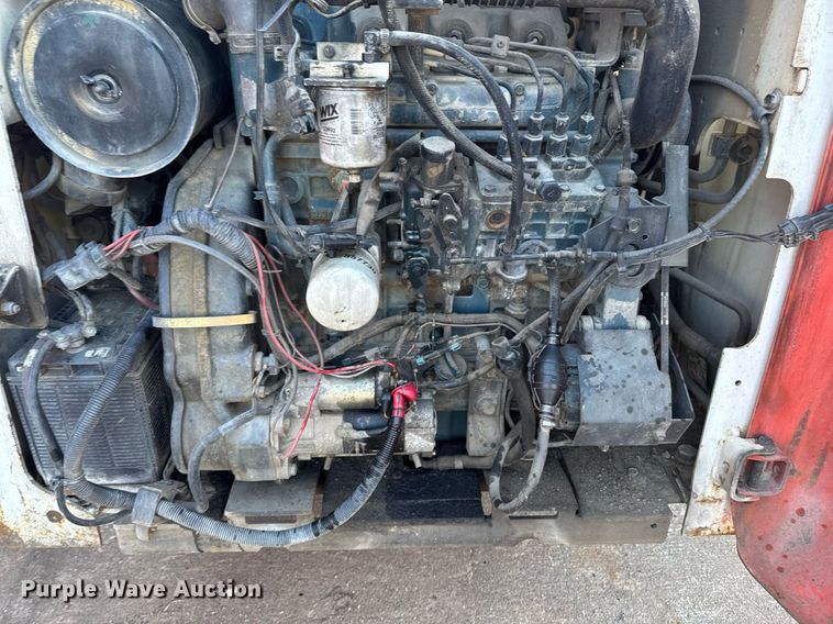 image for item EM3567 2003 Bobcat T300 tracked skid steer loader