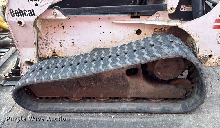 image for item EM3567 2003 Bobcat T300 tracked skid steer loader