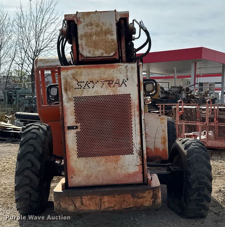 image for item EM3818 2003 Skytrak 8042 telehandler